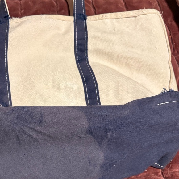 FOR DEBORAH | a boat & tote story in FADED BLUE - Picture 3 of 6